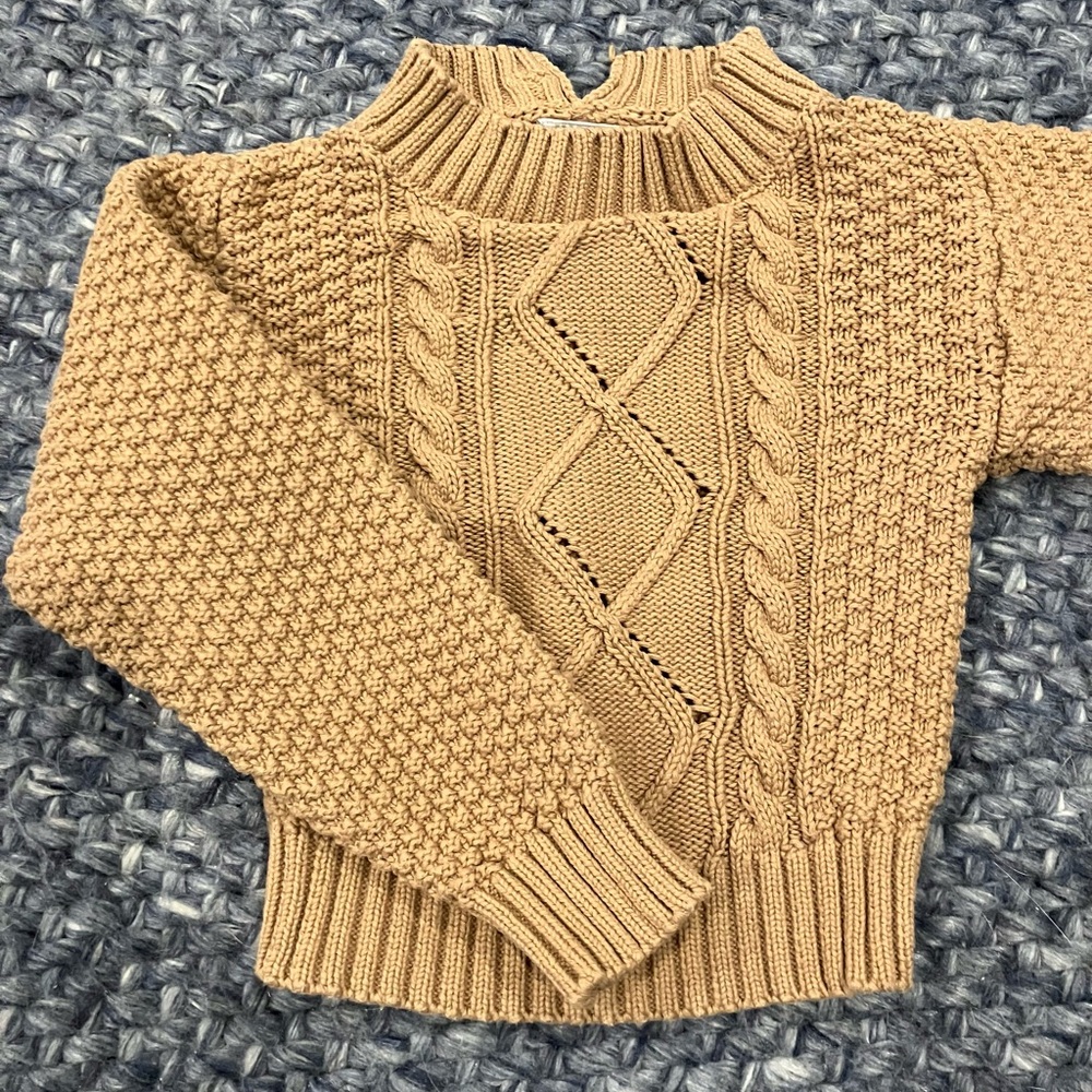MEBIE BABY Knit Sweater